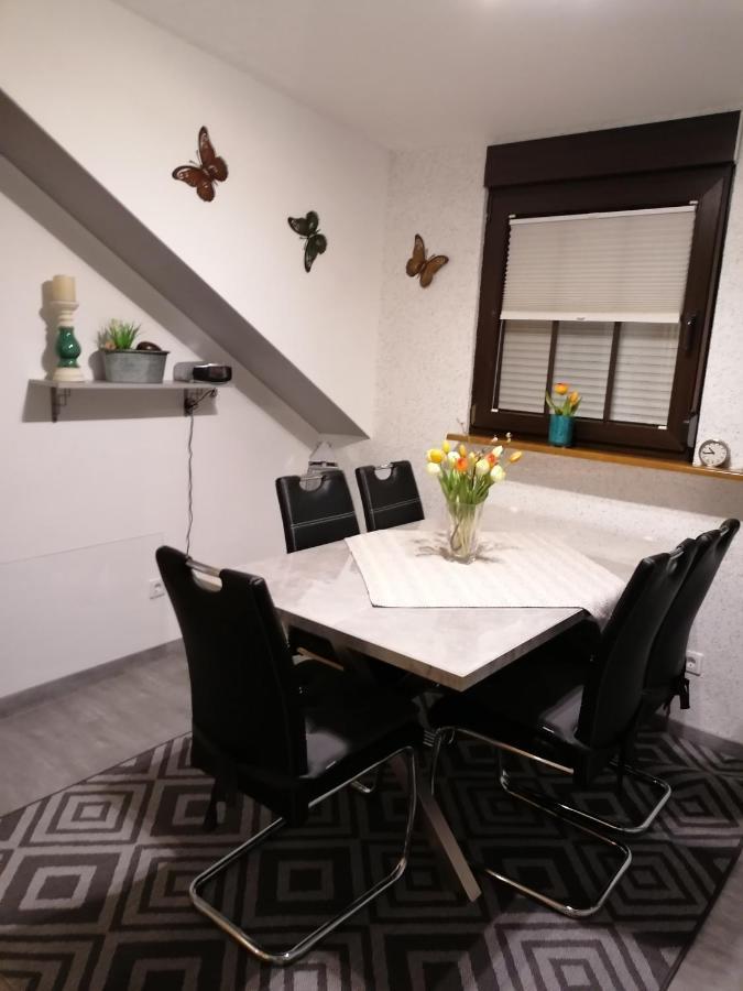 Ferienwohnung Schmitz Anschau Экстерьер фото